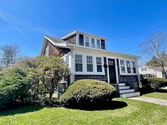 2nd image of 88 Standish Ave
