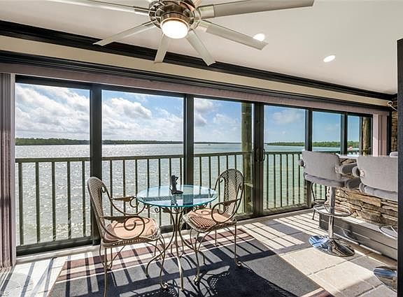 4th image of 611 Palm Dr #G-35