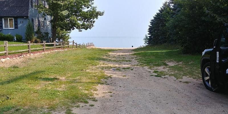 2nd image of 3059 1st St