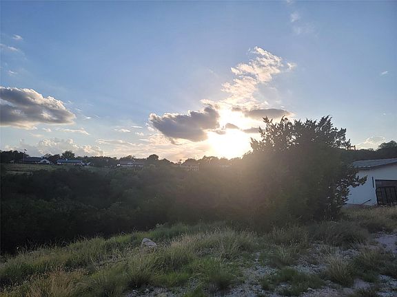 5th image of 9063-9068 Bell Ln