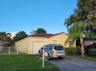 14349 SW 175th Ter, Miami, FL 33177