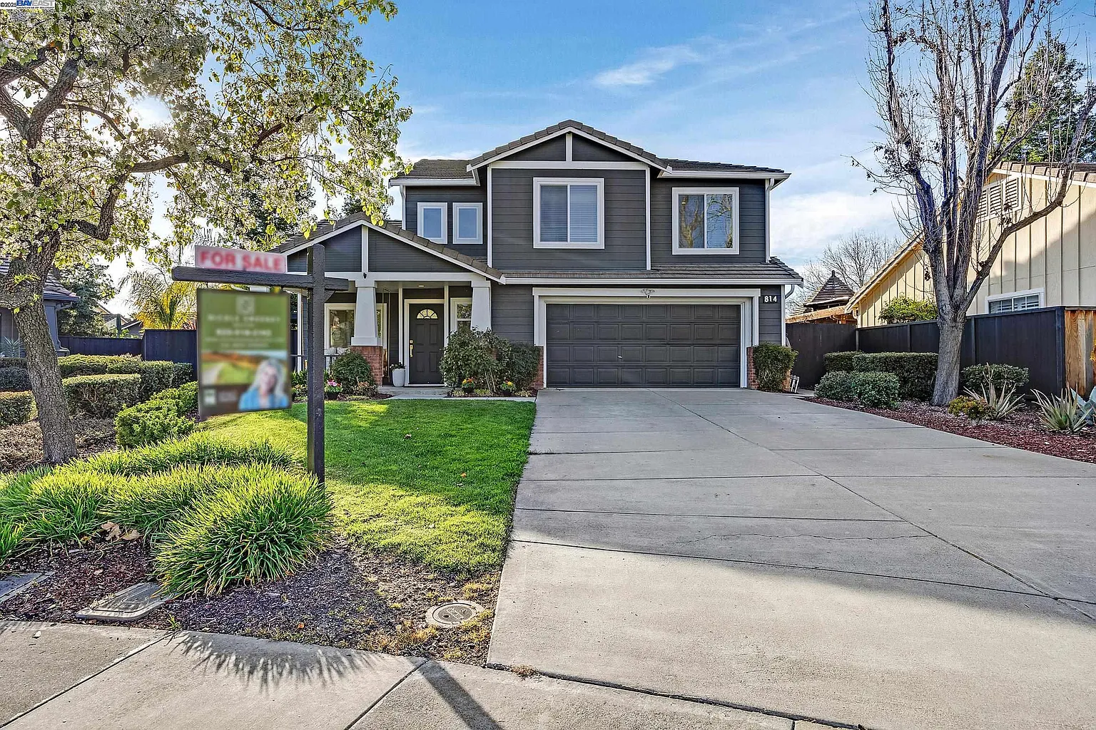 814 Saddleback Cir photo 1