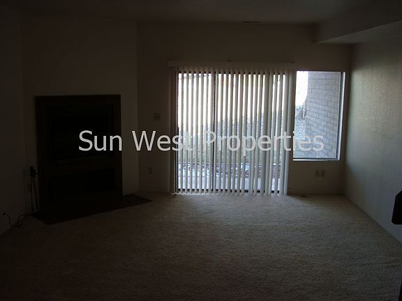 2nd image of 1010 E Navajo St