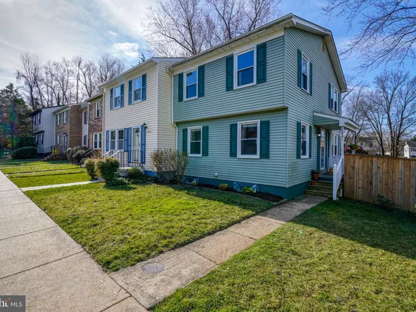 2041 Lake Grove Ct, Crofton, MD 21114