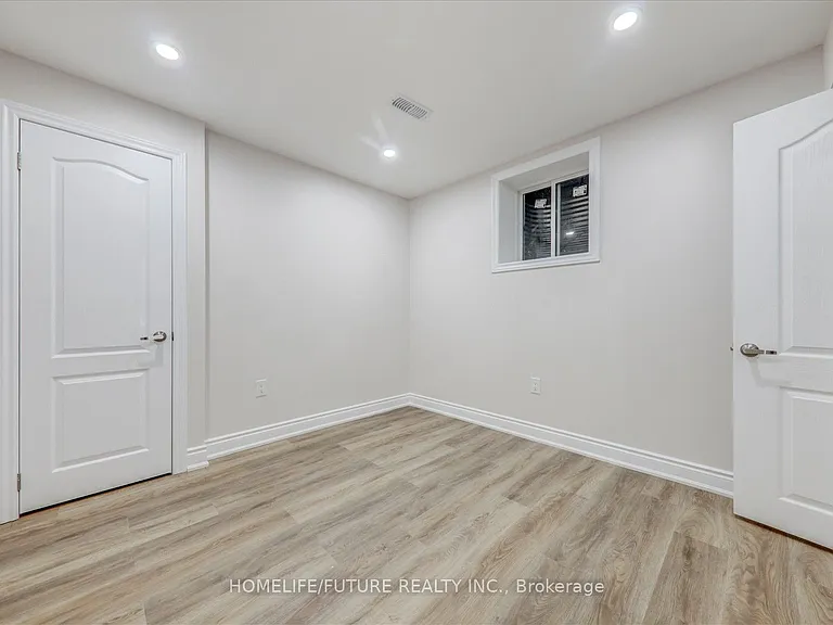 1381 Clearbrook Dr #BASEMENT — Photo 8