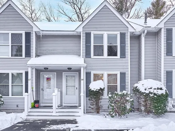 10 Groton Rd APT A4, Westford, MA 01886