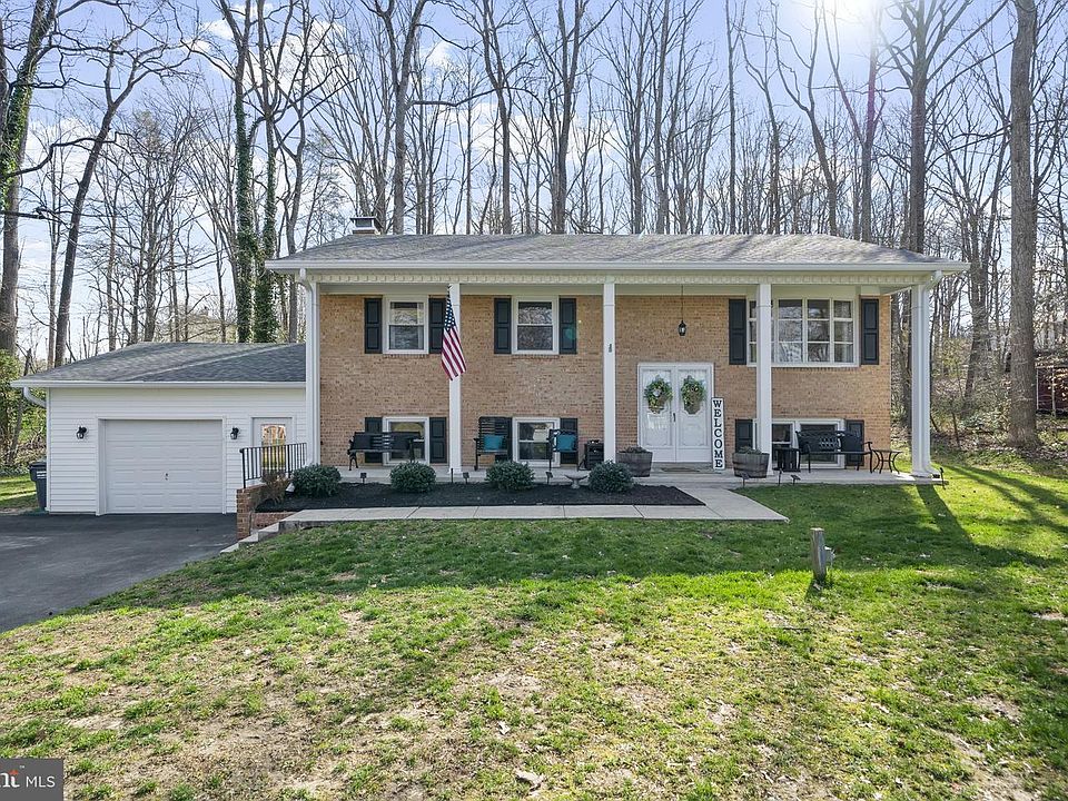 1st image of 26952 Dogwood Ln