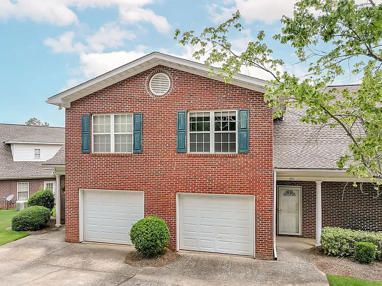 2428 E University Dr #103 — Photo 1