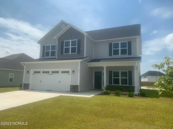 255 Crossroads Store Drive, Jacksonville, NC 28546