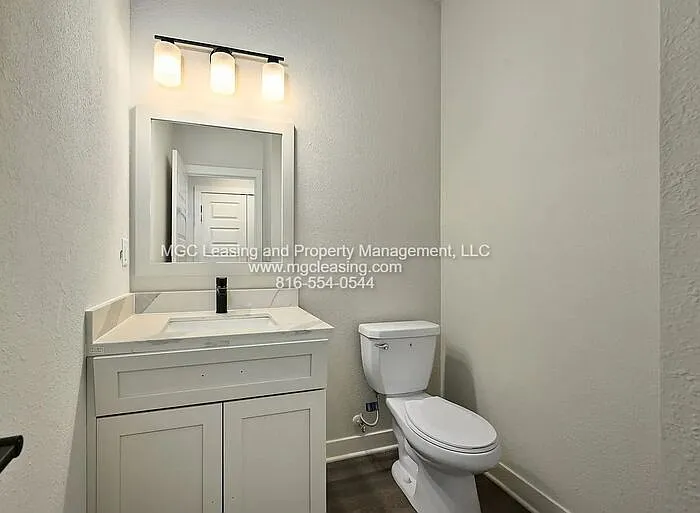 238 Persimmon Rd — Photo 7