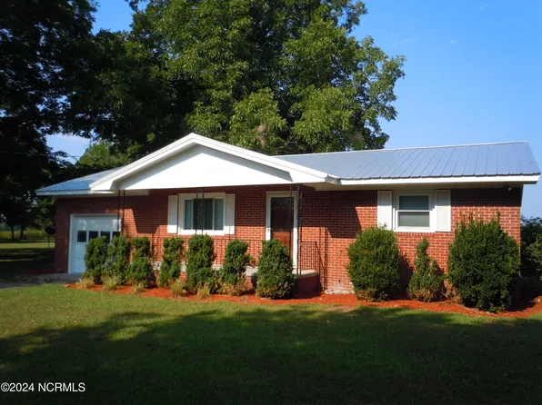 12327 Swamp Fox Highway W, Cerro Gordo, NC 28430