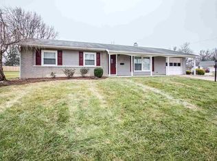 1427 Pacific Dr, Fort Wayne, IN 46819