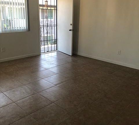 4th image of 4592.5 39th St