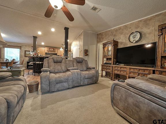5th image of 383 County Road 3906