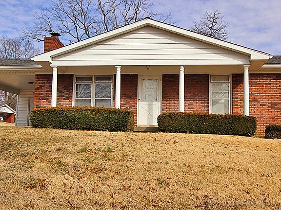 2nd image of 1836 Westwood Dr