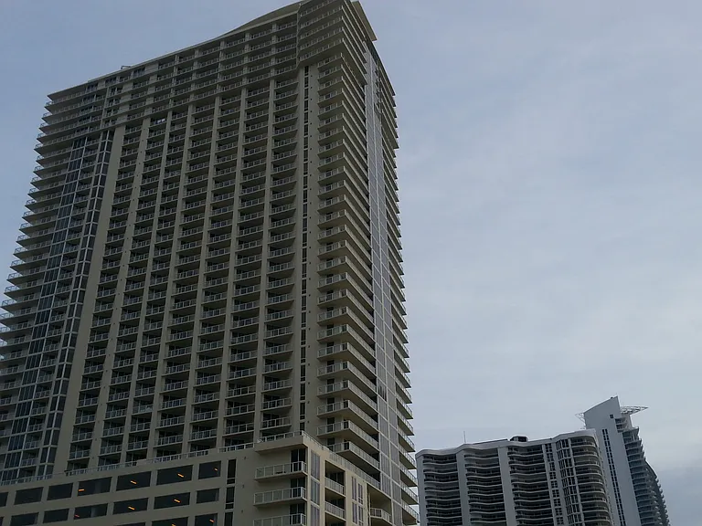 16699 Collins Ave #17F — Photo 2