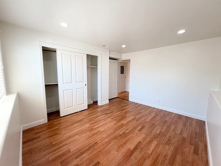 111 Everglade Dr #B — Photo 13