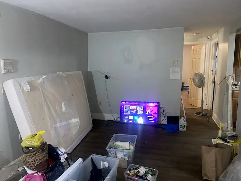 3 bed, 900 sqft, $2,395 — Photo 4