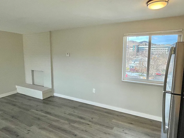 Unit 408 w/ views!