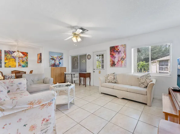5927 La Pinata Boulevard #A-2, Greenacres, FL 33463