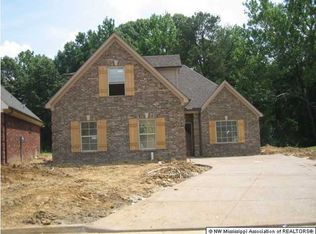 3077 Pinetree Loop, Southaven, MS 38672