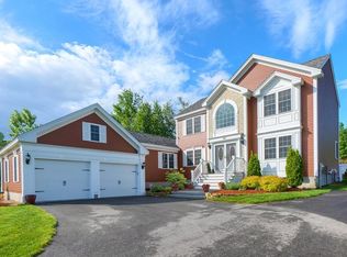 100 Candlewood Dr, Leominster, MA 01453