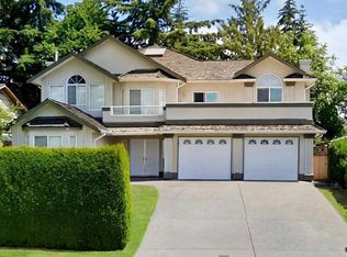 8868 112th St, Delta, BC V4C 4X4