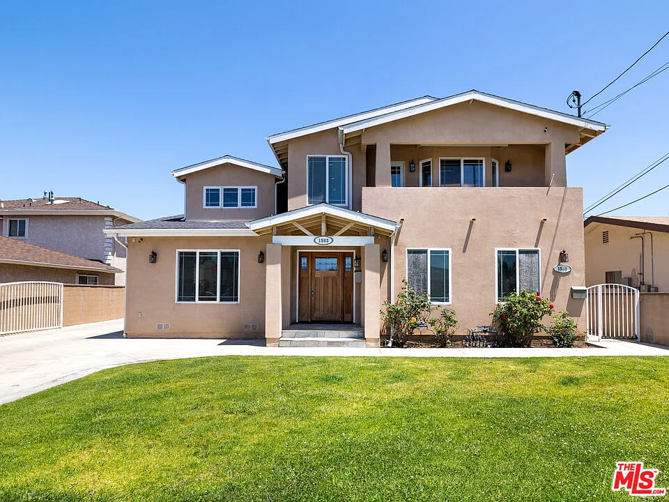 4 bed, 3.0 bath, 2754 sqft, $6,500 — Photo 1