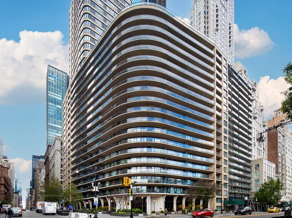 200 Central Park South image 7 of 9