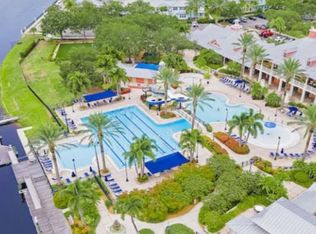 322 Winterside Dr, Apollo Beach, FL 33572