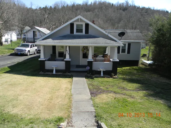 438 Riverside Dr, North Tazewell, VA 24630