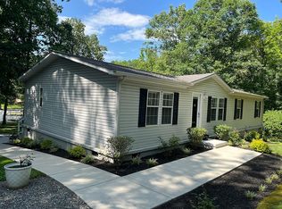 3322 Riverbend Ct, Bumpass, VA 23024