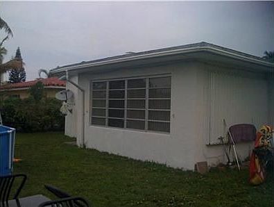 2nd image of 7516 Buccaneer Ave