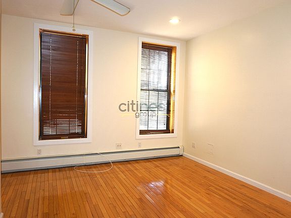 2nd image of 486 4th Ave #Duplex