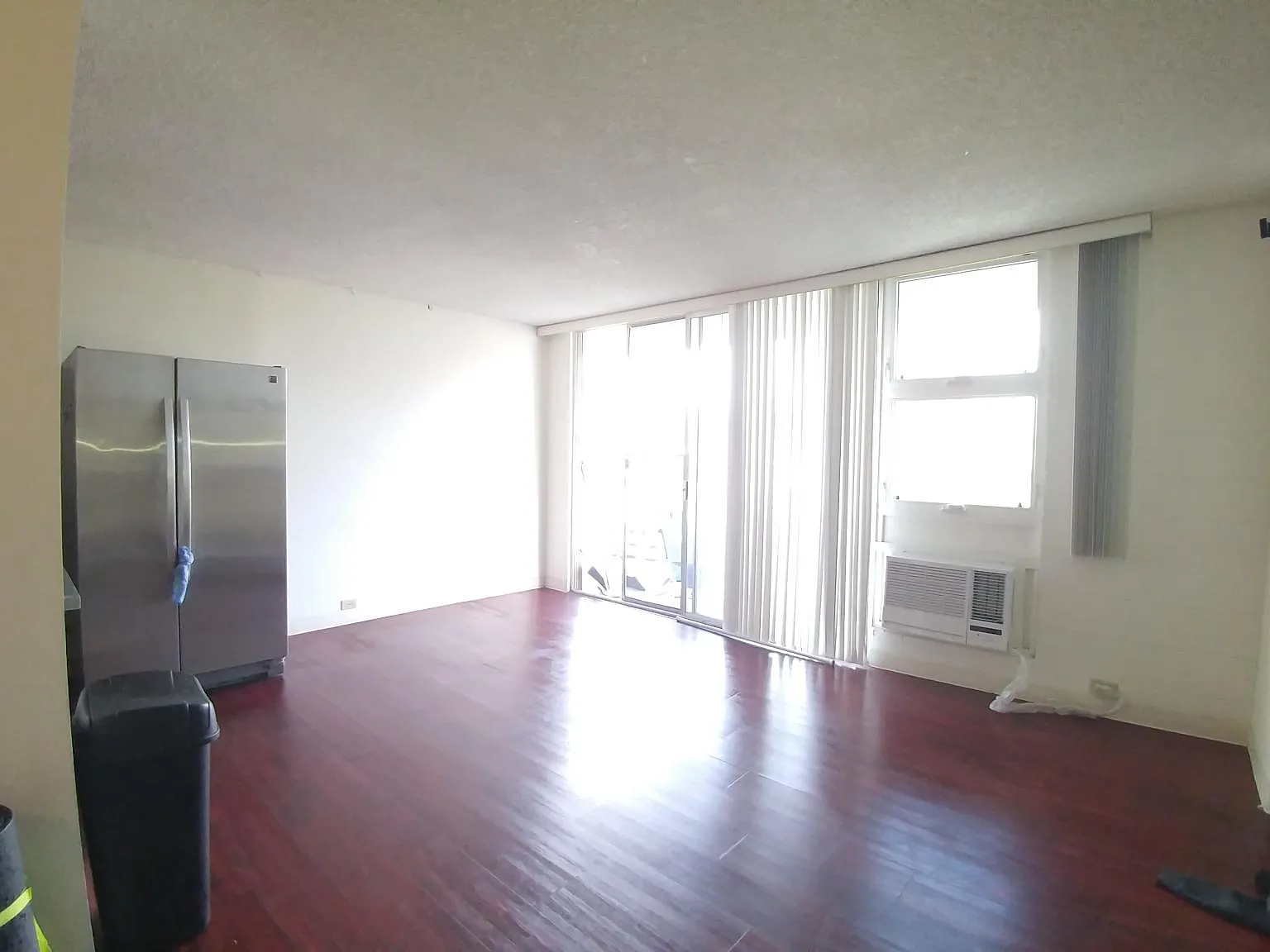 2 bed, 1003 sqft, $2,900 — Photo 3