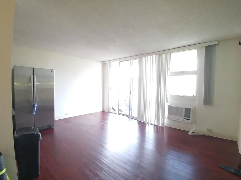 222 Liliuokalani Ave — Photo 3