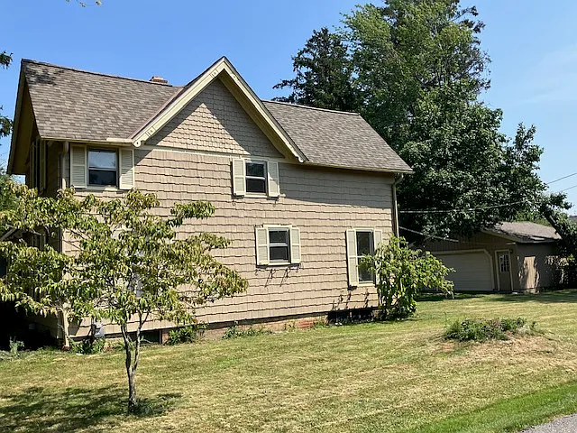 301 Bassett Rd — Photo 46
