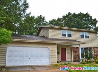 50 Oakridge West Dr, Saint Peters, MO 63376