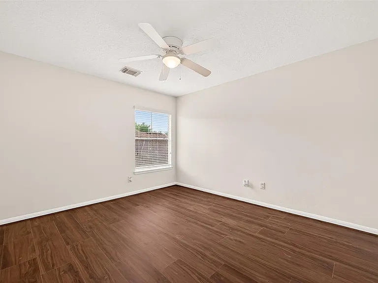 12831 Dove Point Ln — Photo 47