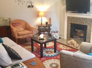 1459 A St NE APT E, Washington, DC 20002