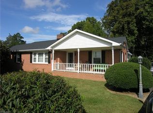 910 S Bunker Hill Rd, Colfax, NC 27235