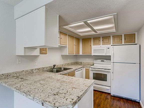 9515 SW 146th Ter #1, Beaverton, OR 97007 | Zillow