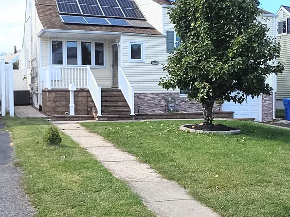 7 Inverness Ter, Fords, NJ 08863