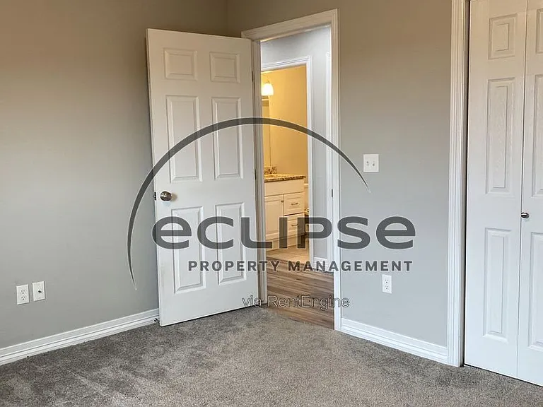 5203 County Road 9 S — Photo 28