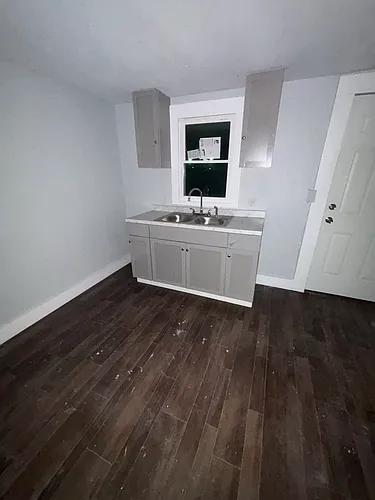1749 Saint Louis Ave Photo 1
