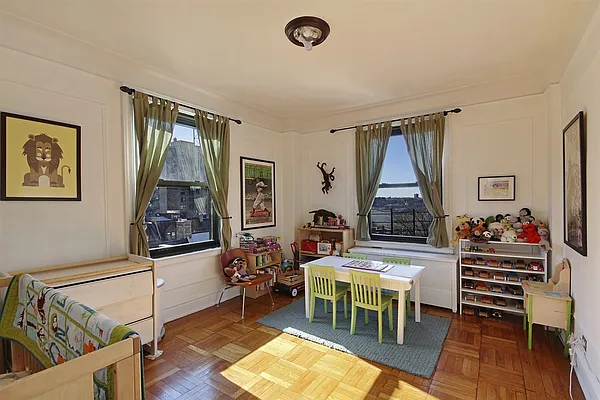 Sold by Corcoran | media 14