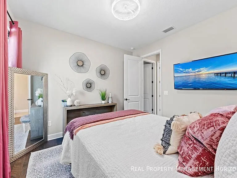 4430 Pond Brook Ct — Photo 43