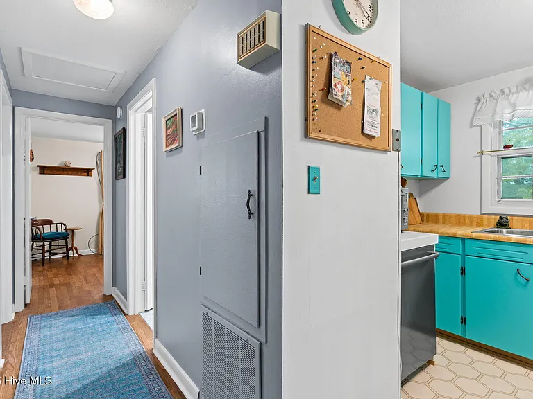 5405 Autumn Dr — Photo 11