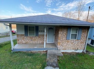 2218 James River Rd, Huntington, WV 25701