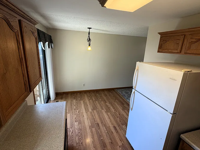 714 46th Avenue Pl — Photo 8